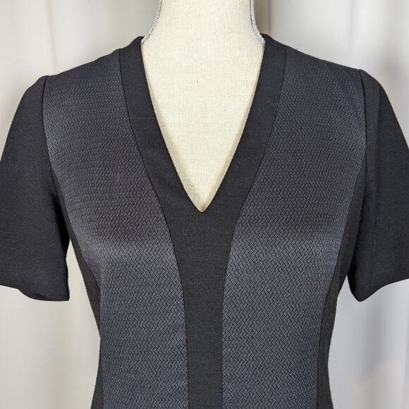 Tahari V-neck Short Sleeve Sheath Dress Black and Gray Size 8 - Picture 12 of 16